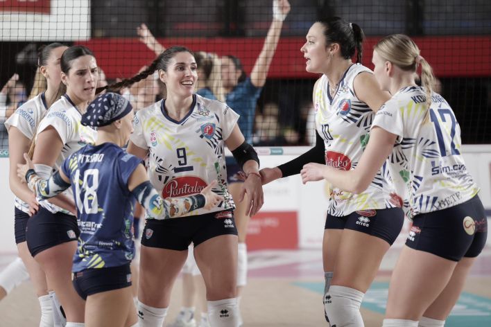 Volley, la Olio Pantaleo sfiora l’impresa in quel di Imola ma deve accontentarsi di un punto