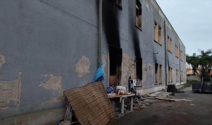 incendio migranti brindisi