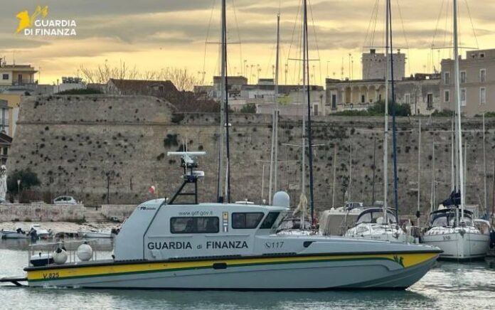 barca finanza bari