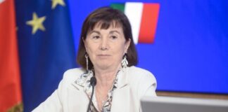 Famiglia, Roccella “Preservare eccezione italiana da cultura della post-modernità”