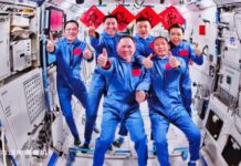 Cina, gli astronauti della Shenzhou-23 entrano nella stazione spaziale Tiangong