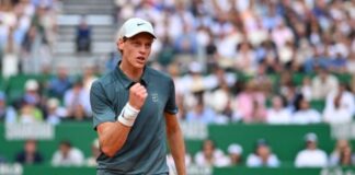Sinner al secondo turno al Roland Garros, Tabur ko in tre set