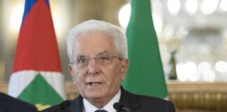 Mattarella firma i decreti di nomina per 25 cavalieri del lavoro
