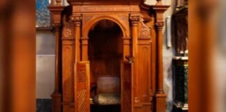 Salento, sacerdote arrestato per molestie sessuali su un minore: gli abusi durante la confessione