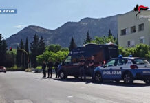 Blitz interforze allo Zen di Palermo, arresti e denunce