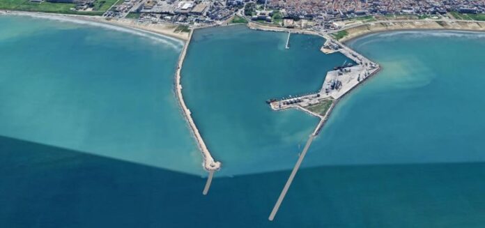 porto-barletta-moli