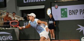 Arnaldi in semifinale con Cobolli a Parigi, Berrettini costretto al ritiro