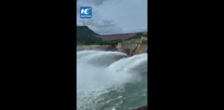 Cina, l’acqua dà spettacolo sul Fiume Giallo