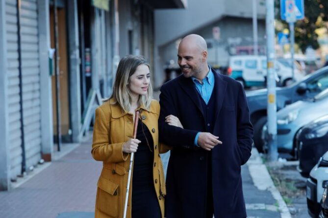 greta scarano sul set