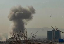 Gli Stati Uniti colpiscono 90 obiettivi in Iran, Teheran attacca basi Usa