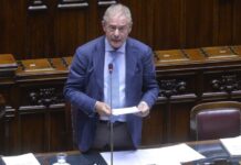 Carburanti, Urso “In caso di aumento prezzi misure specifiche e mirate”