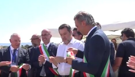 salvini inaugurazione ciclovia monopoli