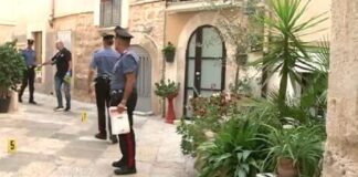 Agguato a Bitonto: sparatoria nel centro storico, ferito un 46enne