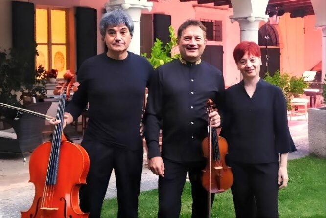 Trio Harmonia