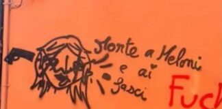 Scritte contro Meloni a Bologna, perquisizioni per uno dei presunti autori