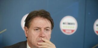 Conte “Costo del carburante fuori controllo, tardivo l’intervento del Governo”