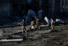 Notte di attacchi incrociati tra Russia e Ucraina, morti e feriti