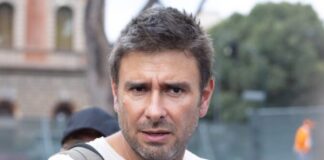 Di Battista sui social “Ce la metterò tutta per tornare presto”
