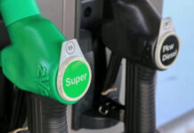 Carburanti, rincari pesano 1,1 miliardi in più al mese