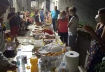 Un intero paese a cena fuori: la suggestiva festa di piazza a Celle di San Vito
