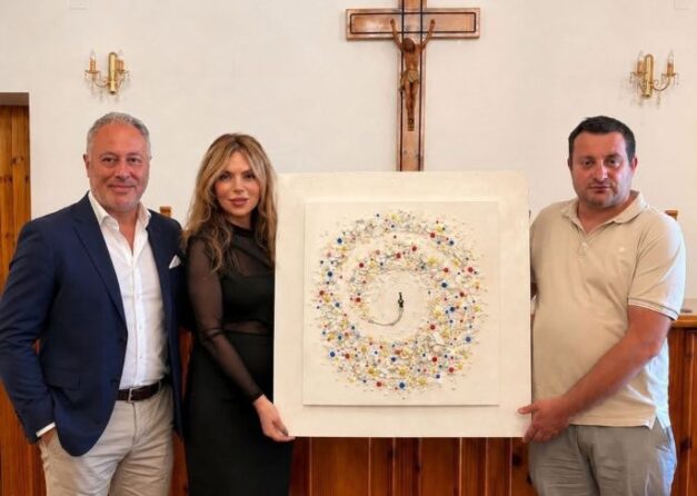 cerimonia di acquisizione-Sindaco di Taverna e direttore artistico (1)