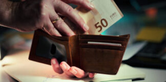 Inflazione, a luglio nell’area euro sale al 2,9%