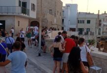 Movida a Polignano: controlli e blitz sul Lungomare Ardito