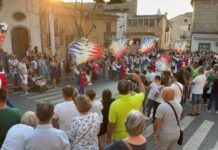 La storia rivive a Orsara con 150 figuranti, musici e sbandieratori