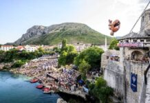Red Bull Cliff Diving World Series: la corsa al titolo passa da Polignano
