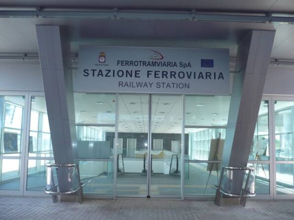 stazione aeroporto ferrotramviaria