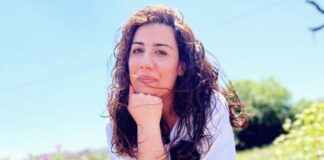 Libri – Salento e lotte delle tabacchine: Federica Rizzo presenta “Nerafoglia”