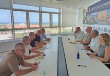 Puglia, FdI attacca Decaro su tasse e sanità: “Autunno caldo, pronti al tour nei territori”