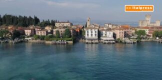 Turismo, meno arrivi ma soggiorni più lunghi