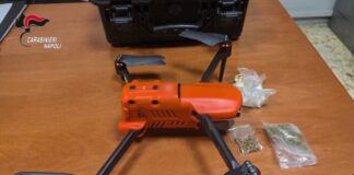 Tentano di introdurre droga in carcere a Poggioreale con un drone, due arresti