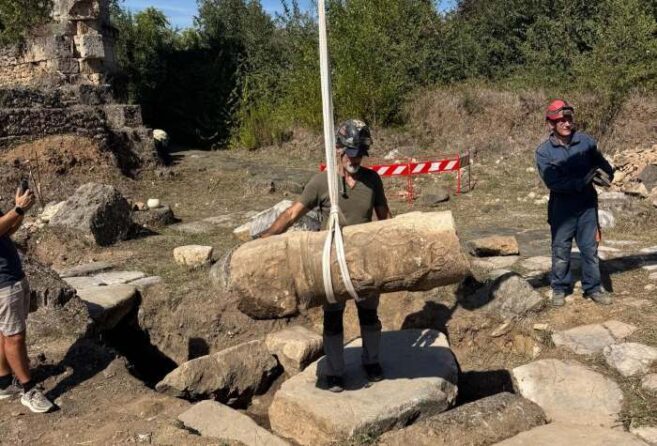 04_Aquinum_cippo_05