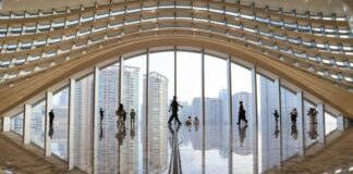 Cina, riaperto il valico terrestre più importante tra Shenzhen e Hong Kong