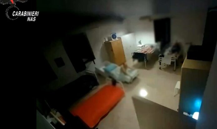 20261016-1090