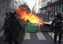 Proteste in tutta la Francia, arresti e tensioni con la polizia