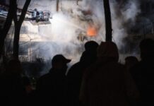 Nuova notte di raid russi in Ucraina, 4 morti e 11 feriti