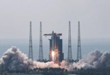 Cina, lanciato un nuovo gruppo di satelliti per Internet