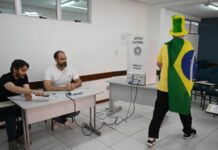 Ballottaggio in Brasile, prorogata di due ore chiusura dei seggi