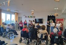 I Lions ed i Leo di Fasano hanno festeggiato i nonni
