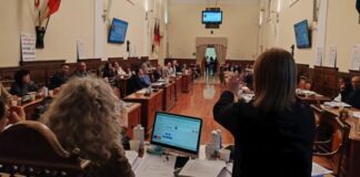 Andria, due mozioni approvate dal Consiglio Comunale sulle crisi economiche