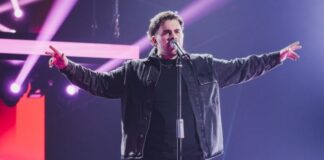 Musica, Giacomo Calò incanta ad X-Factor e Nardò scende in piazza per lui