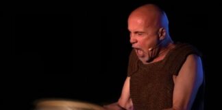 Taras Teatro Festival a Taranto: Gianluigi Tosto porta in scena l’Odissea al TaTÀ
