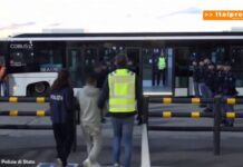Immigrazione irregolare, rimpatriati 28 stranieri