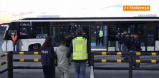 Immigrazione irregolare, rimpatriati 28 stranieri